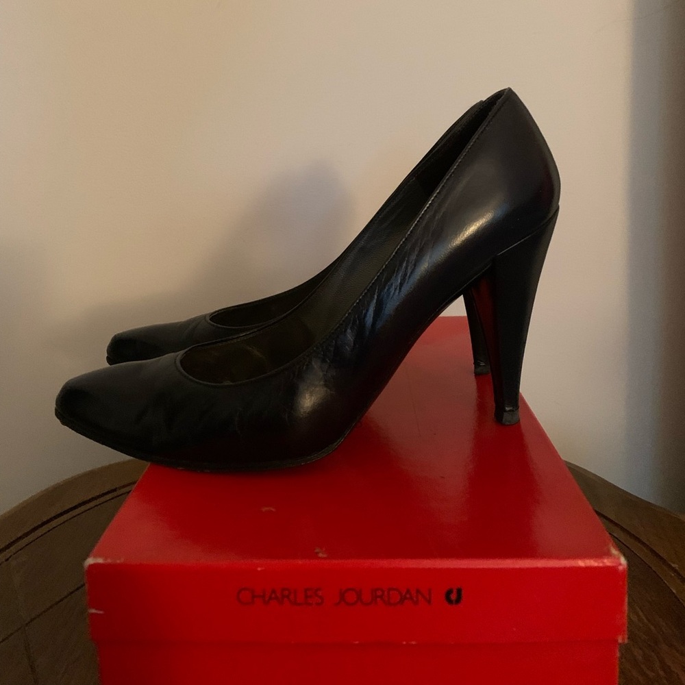 Charles Jourdan Classic Black Pumps